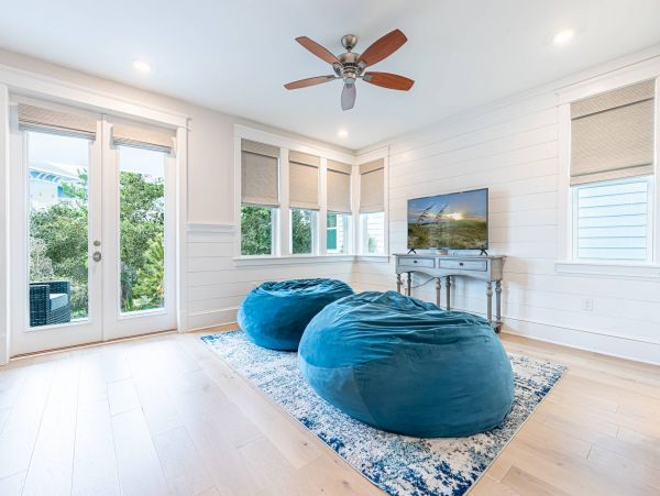 Four Bedroom Walk to Beach Vacation Home in Watersound