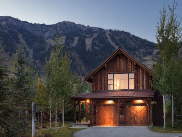 Teton Village Mountain View Four Bedroom Vacation Rental Lodge