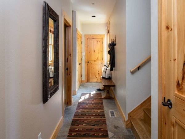 Jackson Hole Four Bedroom Lovely Walk to Teton Village