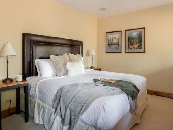 Teton Village Vacation Home Five Bedrooms Mountain Views