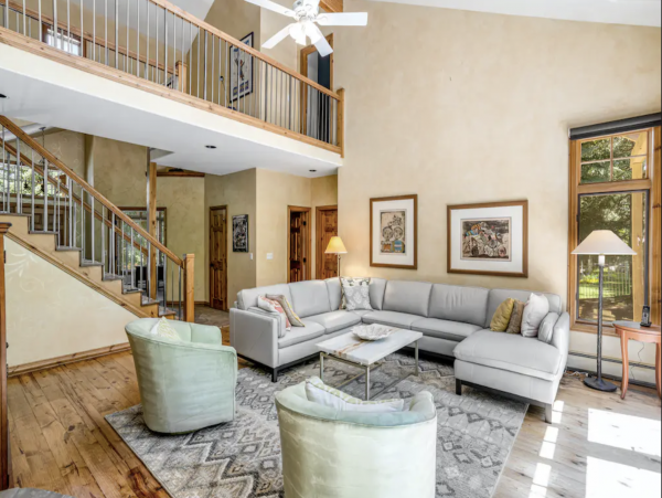 Luxury Arrowhead Vacation Home with Hot Tub Shuttle to Lifts
