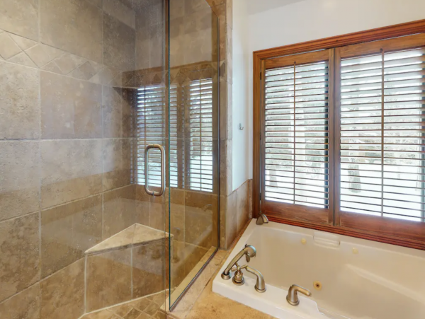 Luxury Arrowhead Vacation Home with Hot Tub Shuttle to Lifts
