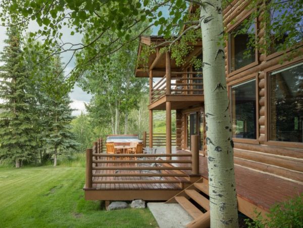 Stunning Four Bedroom Luxury Home near Jackson Hole