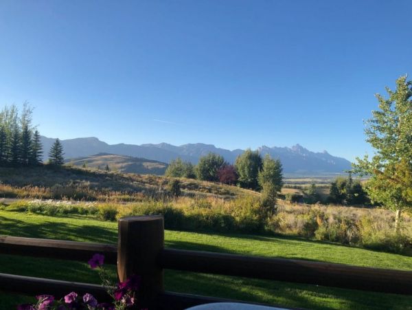 Stunning Four Bedroom Luxury Home near Jackson Hole