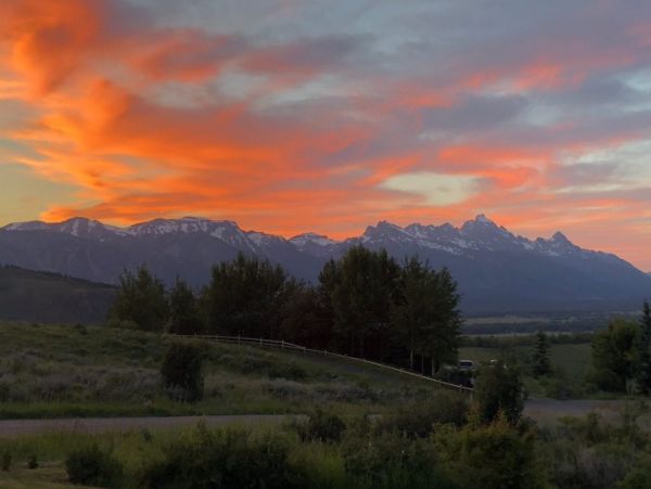 Stunning Four Bedroom Luxury Home near Jackson Hole