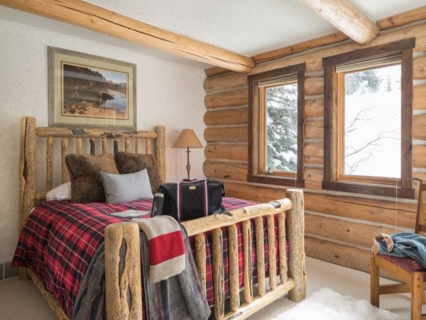 Stunning Four Bedroom Luxury Home near Jackson Hole