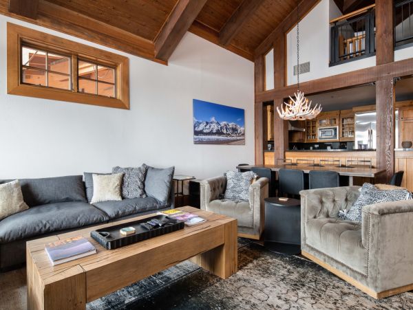 Mountain View Vacation Home with 4 Bedroom in Jackson Hole