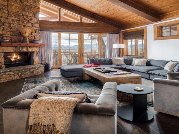 Mountain View Vacation Home with 4 Bedroom in Jackson Hole