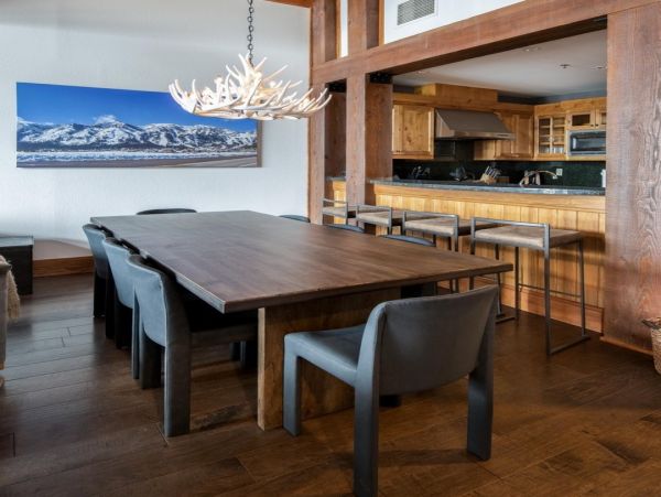 Mountain View Vacation Home with 4 Bedroom in Jackson Hole