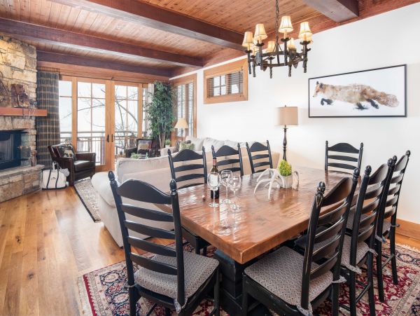 Walking distance to Teton Village slopes Restaurants and shops