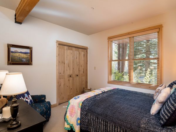 Ski In/Ski Out Townhouse Hot Tub, 3-Bed in Teton Village