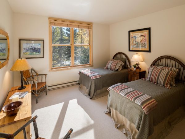 Ski In/Ski Out Townhouse Hot Tub, 3-Bed in Teton Village