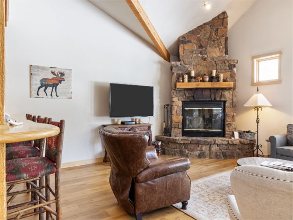 Ski In/Ski Out Townhouse Hot Tub, 3-Bed in Teton Village