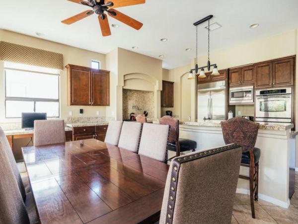 Palm Desert Eight Bedrooms Luxury Vacation Villa