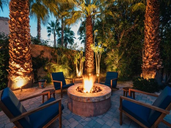 Palm Desert Eight Bedrooms Luxury Vacation Villa
