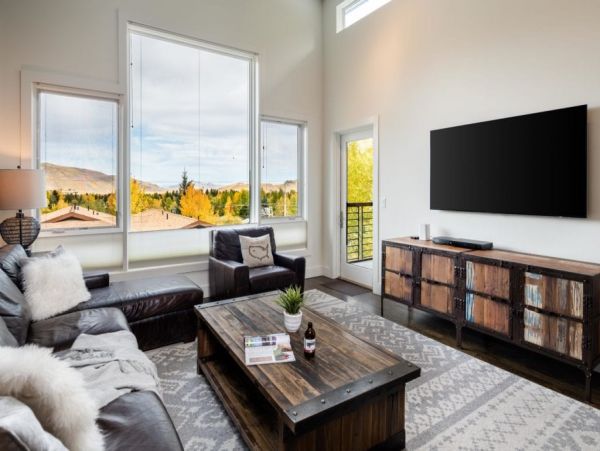 Jackson Hole 3 Bedroom Vacation Mountain Condo