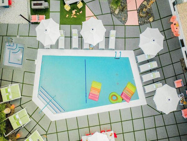 Palm Springs Vacation Home Ten Bedrooms with Private Pool