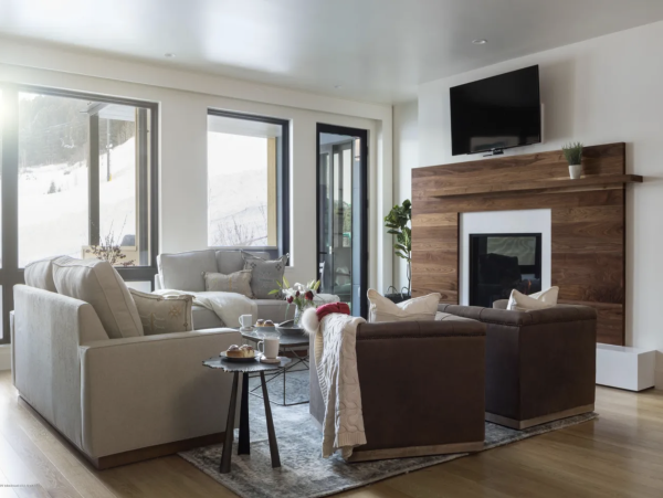 Jackson Hole Vacation Resident with this 3 Bedroom