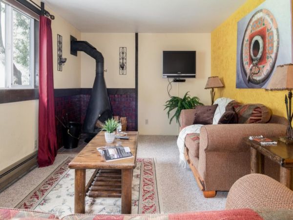 Teton Value Ski Accommodation Steps to Jackson Hole Slopes