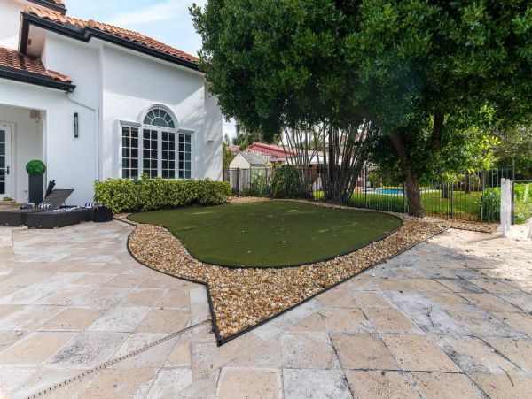 Fort Lauderdale Vacation Mansion Six Bedroom with Pool