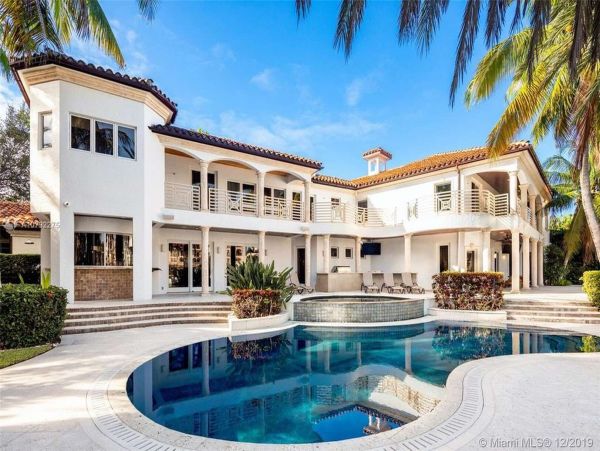 Incredible Fort Lauderdale Vacation Home with Pool & Spa
