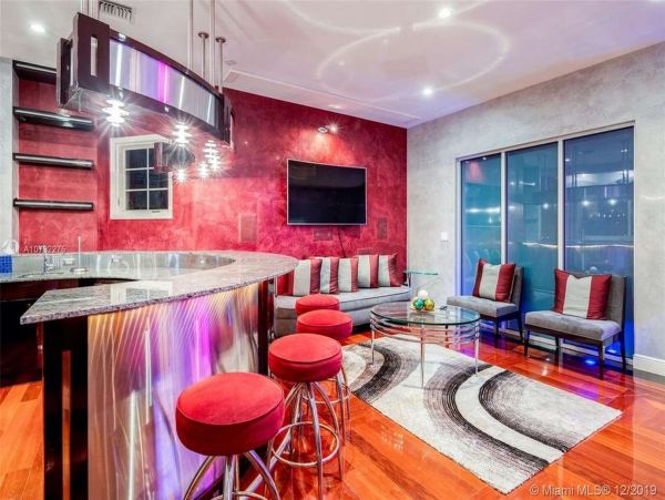 Incredible Fort Lauderdale Vacation Home with Pool & Spa