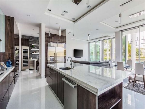 Waterfront Villa Located on the Heart of Fort Lauderdale