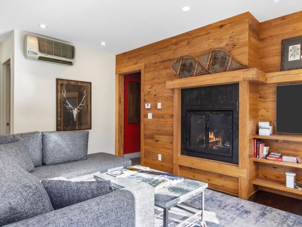 Rustic Decor Jackson Hole 3 Bedroom Vacation Condo