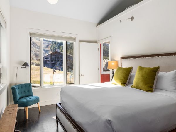 Rustic Decor Jackson Hole 3 Bedroom Vacation Condo
