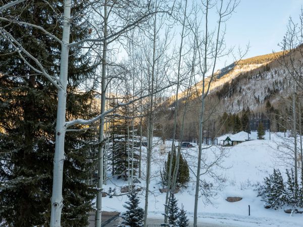 SKi in Ski Out Golden Peak Townhome