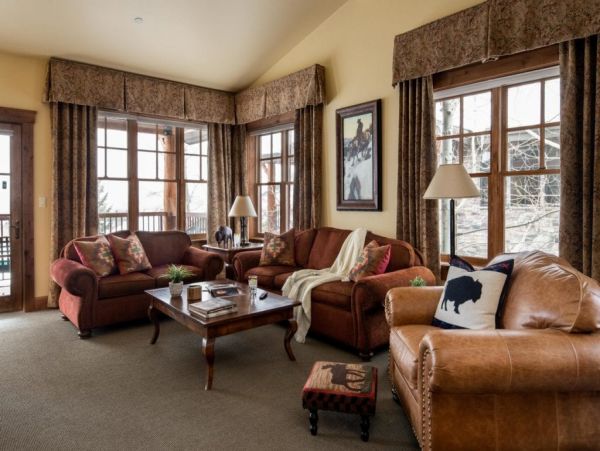 SKI-IN/SKI-OUT JACKSON HOLE CONDO SLEEPS 8