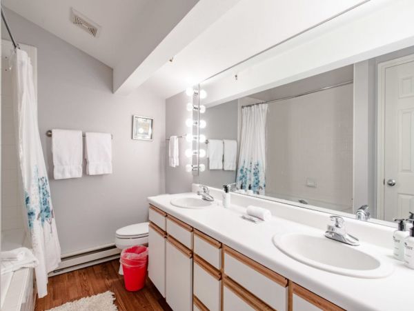 Mountainside Lovely Two Bedroom Vacation Rental