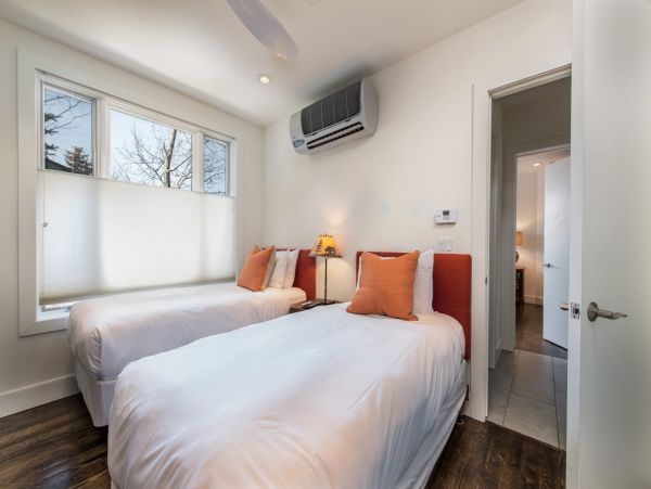 Elegant & Modern Three Bedroom Vacation Rental