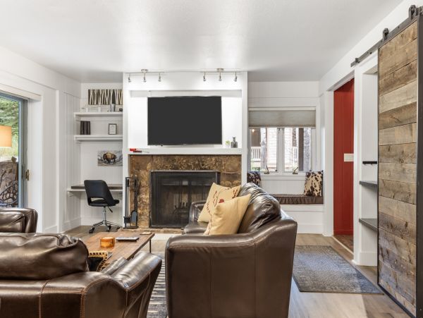 Teton Village MAGNIFICENT Three Bedroom Vacation Rental Great Amenities