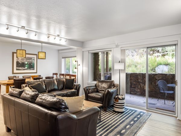 Teton Village MAGNIFICENT Three Bedroom Vacation Rental Great Amenities