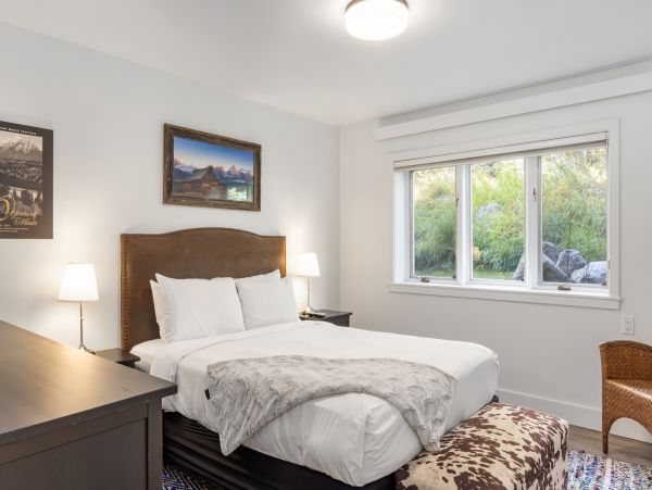 Teton Village MAGNIFICENT Three Bedroom Vacation Rental Great Amenities