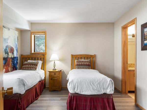 Jackson Hole Four Bedroom Ski Vacation Rental | Teton Village Luxury Condo