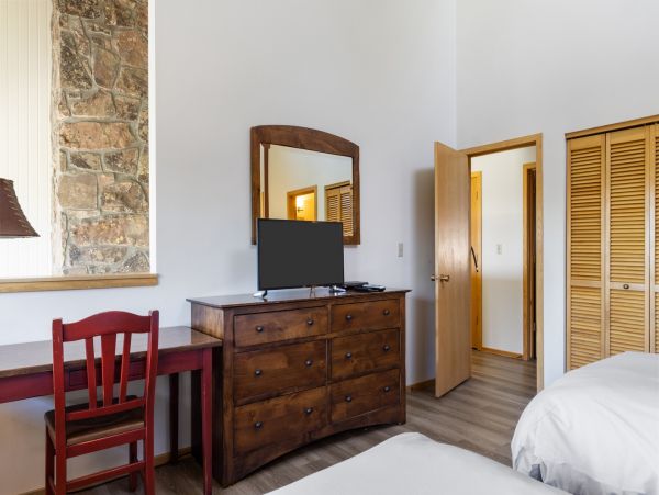 Jackson Hole Four Bedroom Ski Vacation Rental | Teton Village Luxury Condo