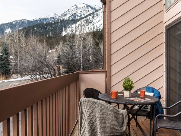 Jackson Hole Four Bedroom Ski Vacation Rental | Teton Village Luxury Condo