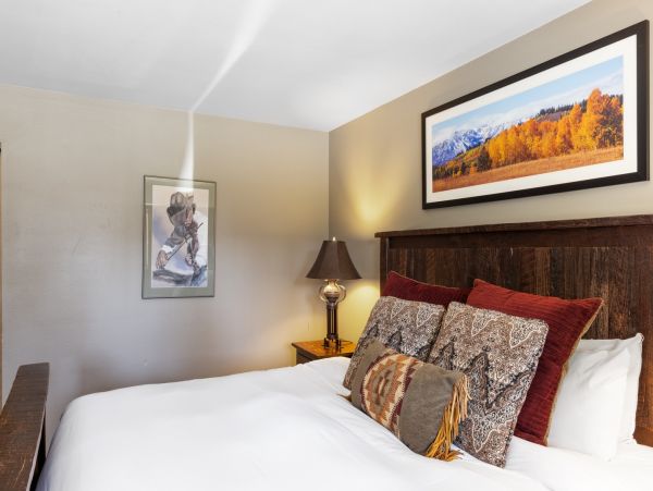 Jackson Hole Four Bedroom Ski Vacation Rental | Teton Village Luxury Condo