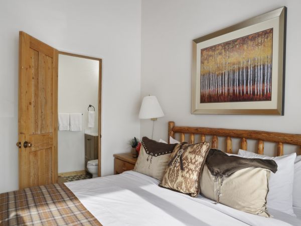 Modern Jackson Hole Two Bedroom Condo