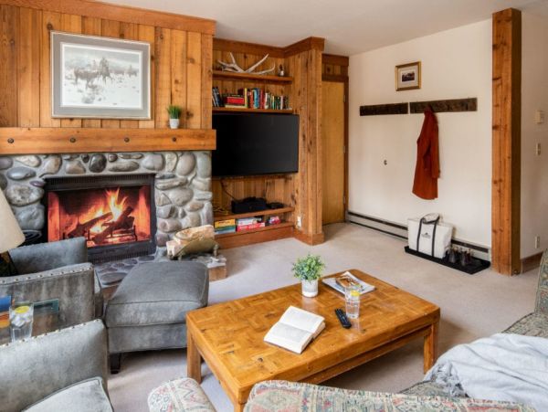 Teton Village Vacation Condo Sleeps 6 Guests