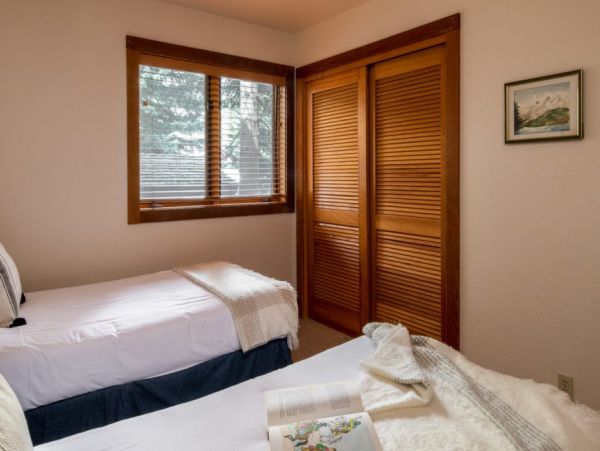 Teton Village Vacation Condo Sleeps 6 Guests