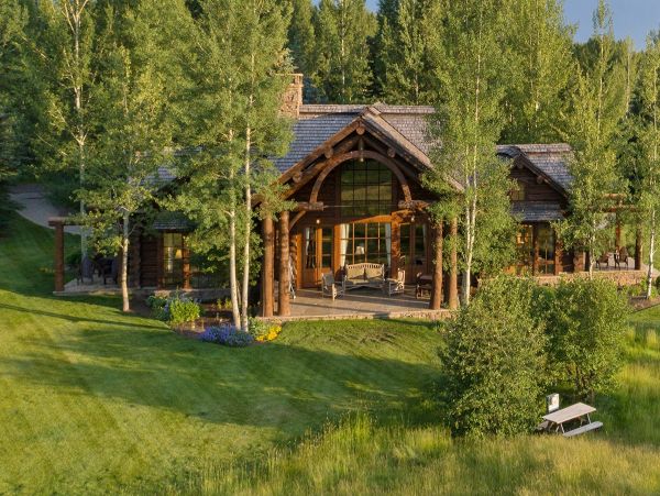 Jackson Hole Vacation Home Six Bedrooms Mountain Views
