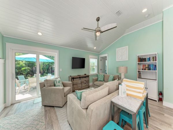 Gorgeous Vacation Home in Anna Maria Six Guests