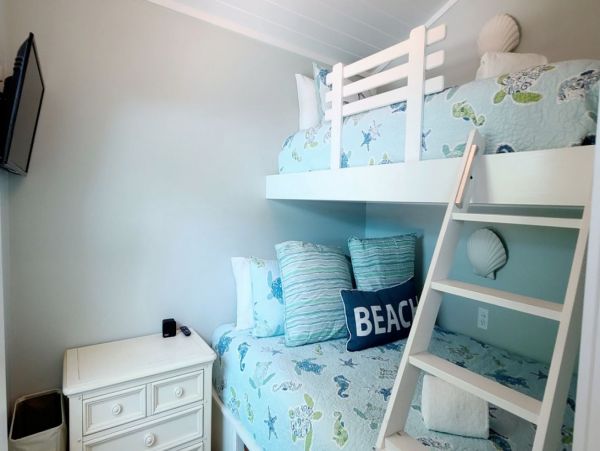 Gorgeous Vacation Home in Anna Maria Six Guests