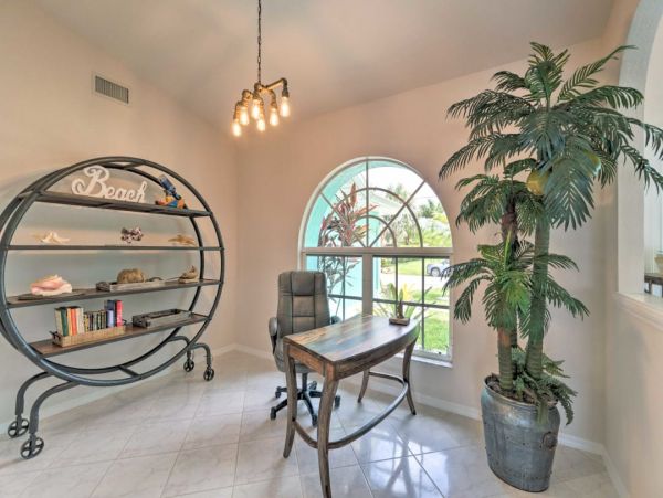 Cape Coral Three Bedroom Canal Front Vacation Home