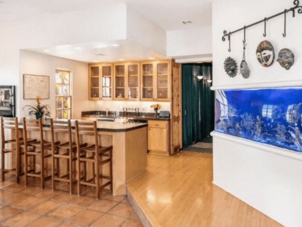 Magnificent Estate with Spectacular Mountain & Ocean Views