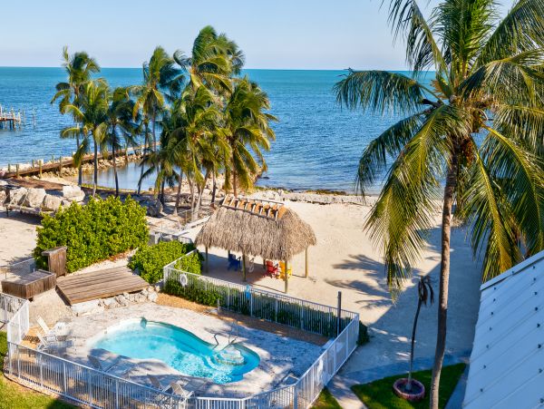 Islamorada Two Bedroom Beachfront Rental Condo Sleeps Six