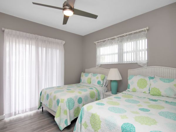 Islamorada Two Bedroom Beachfront Rental Condo Sleeps Six